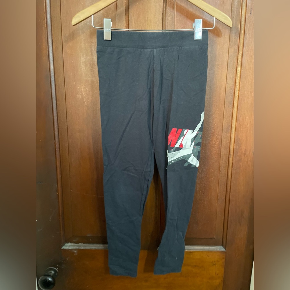 Jordan girls large black leggings